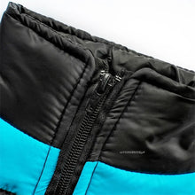 Lade das Bild in den Galerie-Viewer, Wasserdichte & warme Hundejacke – Gepolsterte Winterweste mit Reißverschluss 🐶❄️