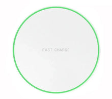 Lade das Bild in den Galerie-Viewer, Kontaktlose Schnelladestation Smartphone Weiß