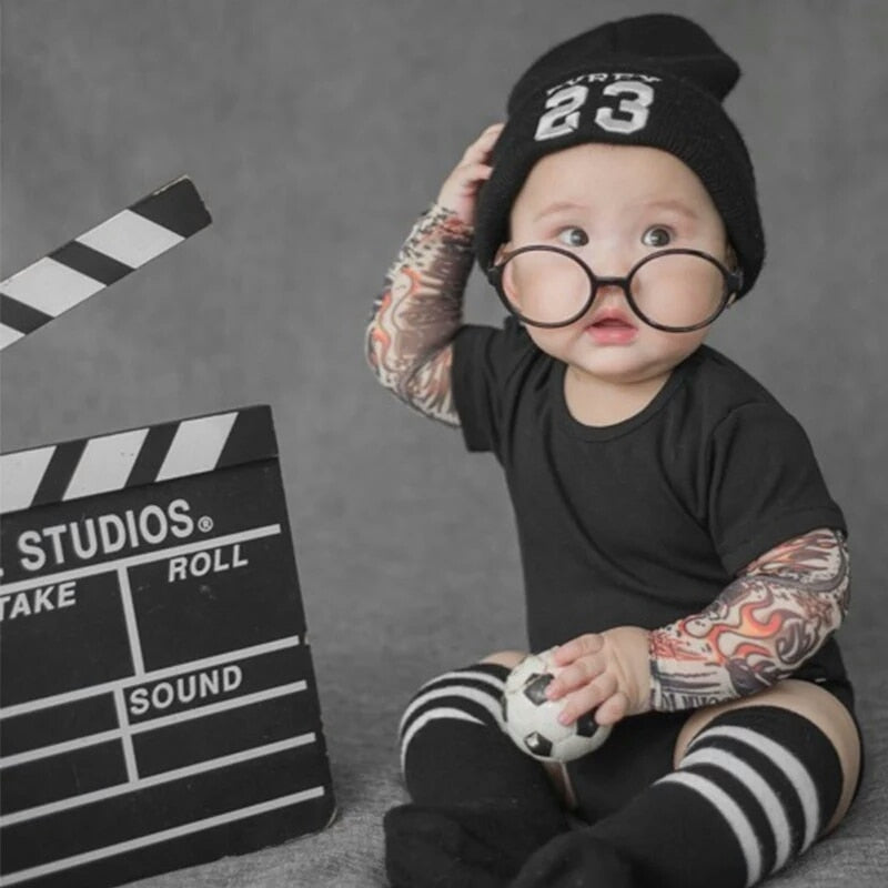 BigKids - Unisex Baby Body mit Tattoo-Ärmeln