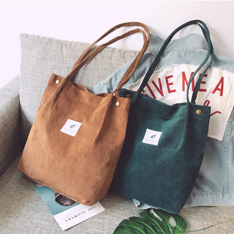 Carry - Deine Trendy Cord-Tasche für unterwegs
